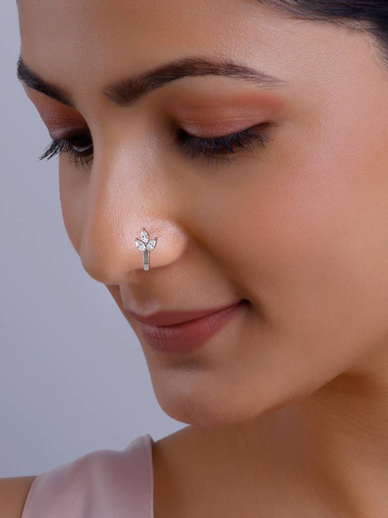 Silver Leafy Elegant Nose Pin (Clip On) : NP0217