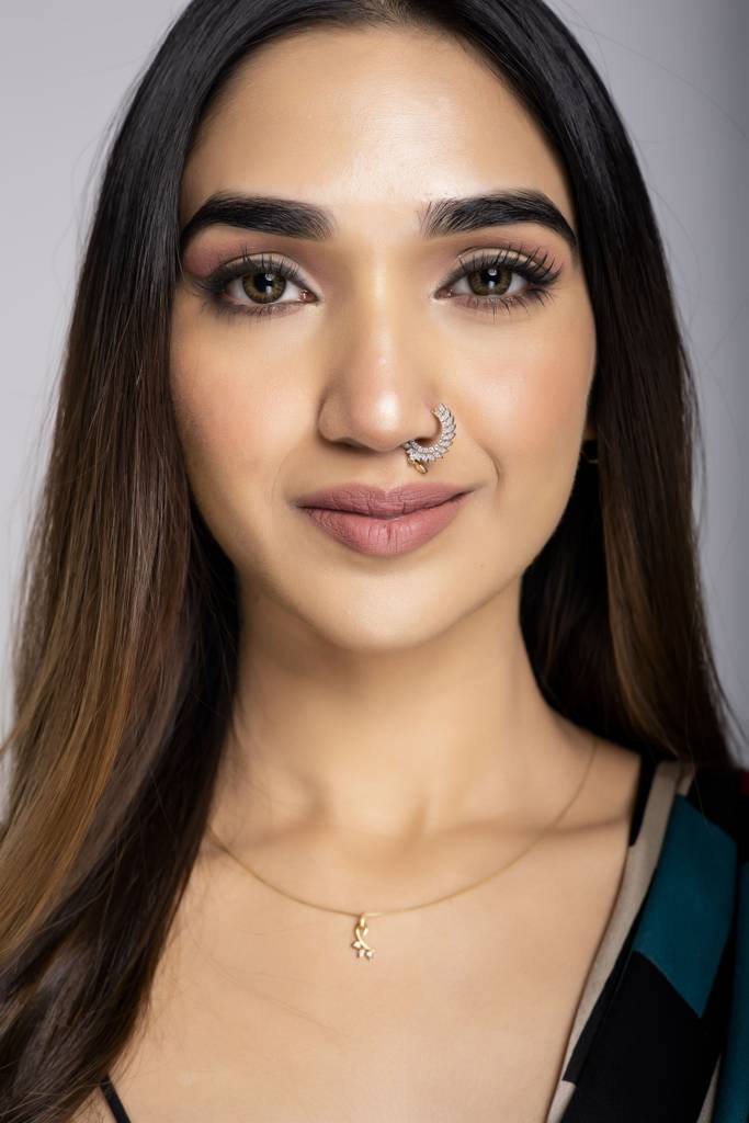 KuberBox 18K Yellow Gold Atricia Diamond Nose Ring