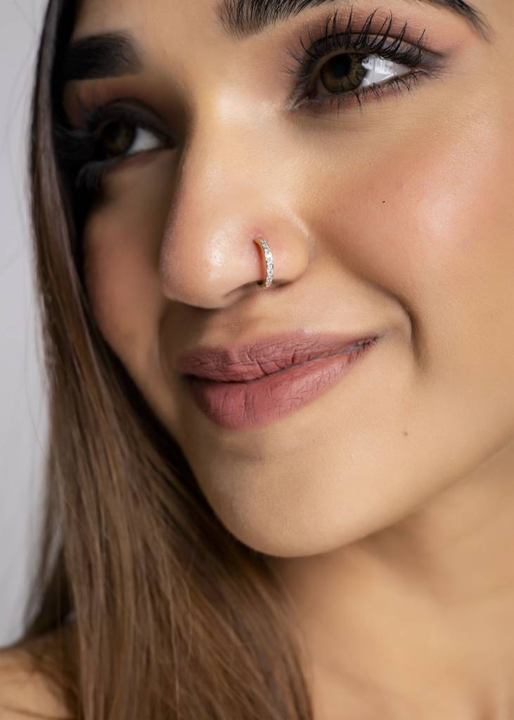 KuberBox 18K Yellow Gold Classic 0.09 Carat Nose Ring