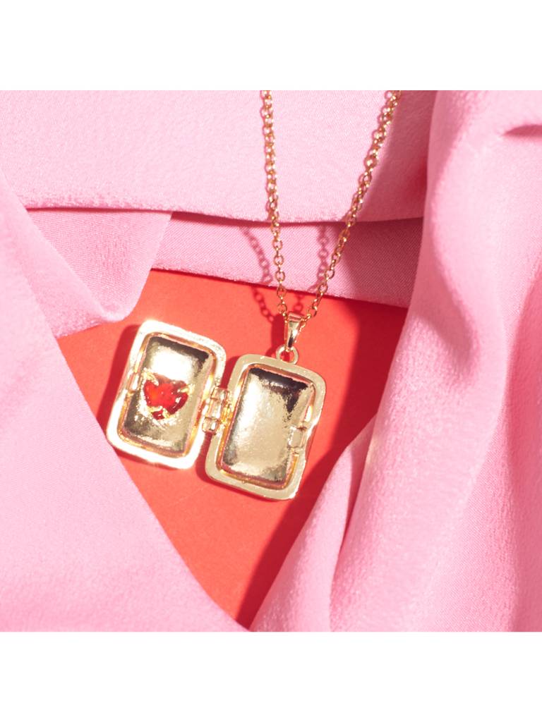 Sunburst Red Heart Pendant With Neck Chain Neck Chain For Women & Girls : NS14324-G-RED