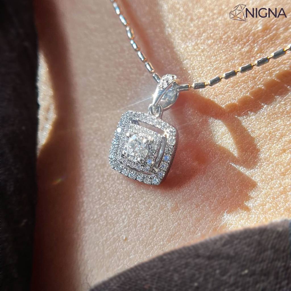 Agnihotra - Diamond Pendant : NS14LSFP0370