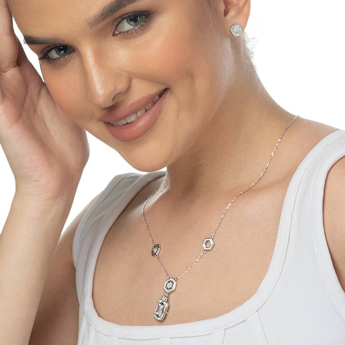 Elegant Geometry Necklace Set