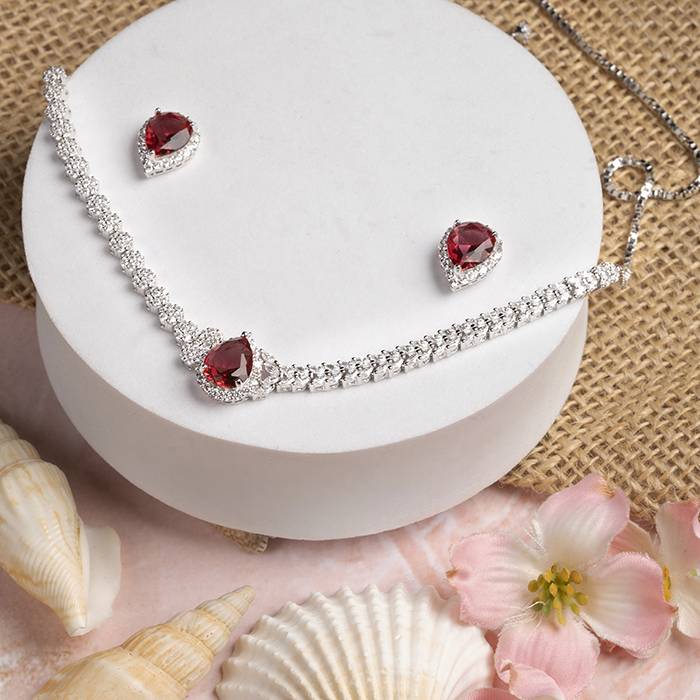 Wine Radiance Blossom Necklace Set