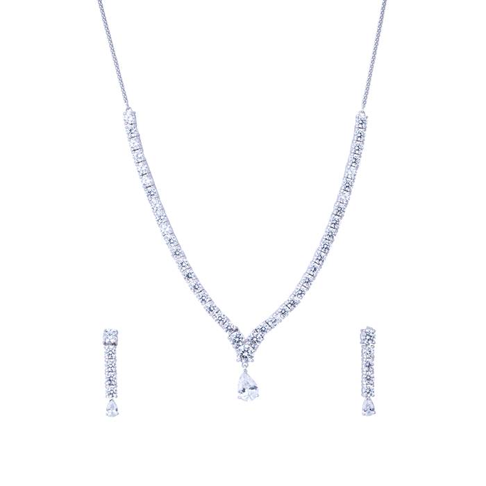 Vanity Silver Necklace Set