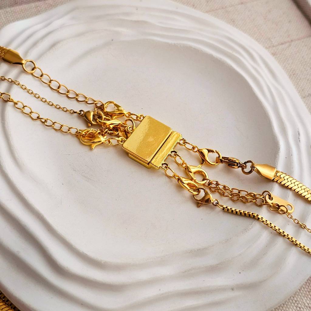 Necklace Layering Magnetic Clasp : TAA-9999904734208-NECKLACE