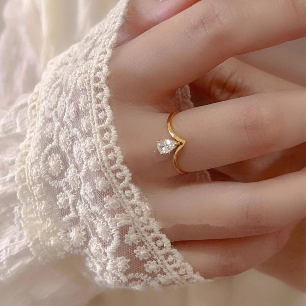 18K Gold Plated Waterproof Anti-Tarnish V-Shaped Tear Drop Zircon Ring : AFC0125R105G_6
