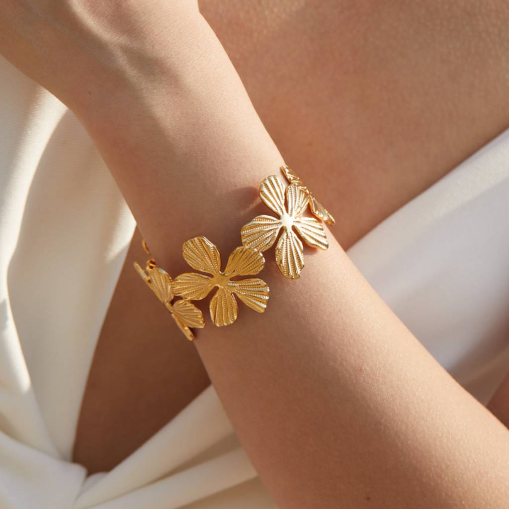 18K Plated Waterproof, Anti-Tarnish Chunky Floral  Cuff Bangle Bracelet : AOU0125B23G
