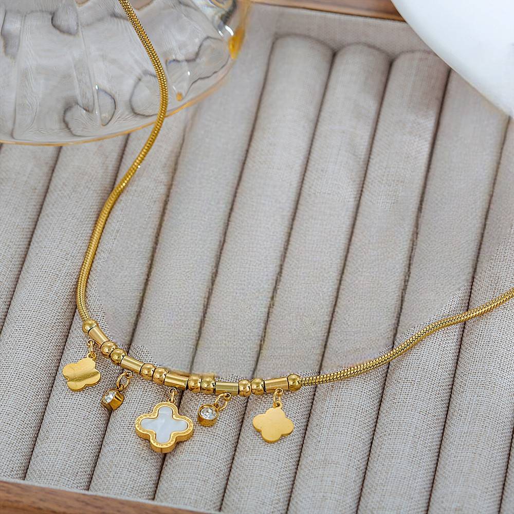18K Gold Plated Anti-Tarnish White Clover And Zircon Drops Charm Necklace : ATO0625N026GWH