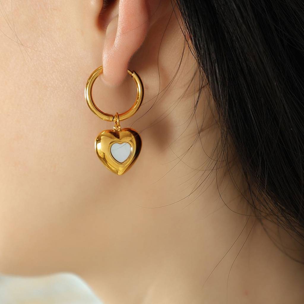 18K Gold Plated Waterproof, Anti-Tarnish Heart Drops Hoop Earrings : AOU0125E180G