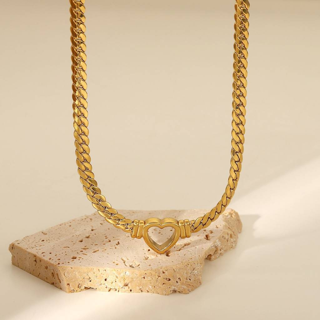 18K Plated Anti-Tarnish Thick Chain Heart Necklace, Statement Jewelry : ATO0625N024G