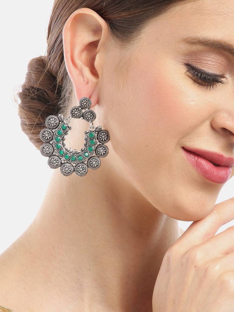 Firoza Oxidized Silver Toned Nemali Chandbaali : OXYCB708