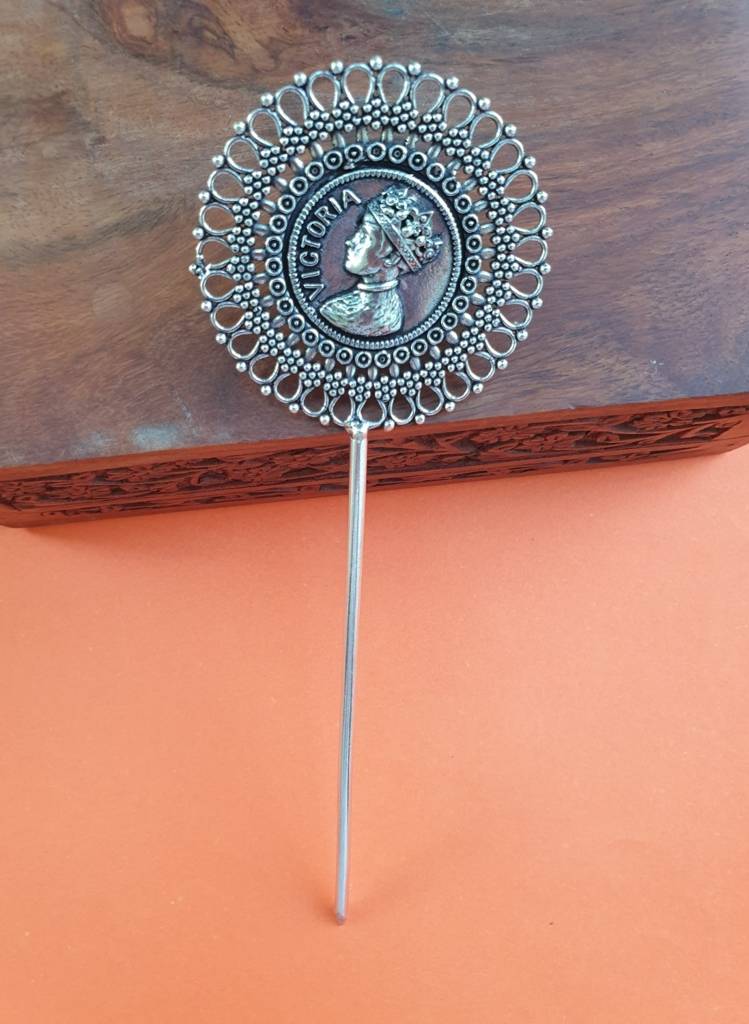 Firoza Oxidized Silver Toned Victoria Hair Stick : OXYHP1100