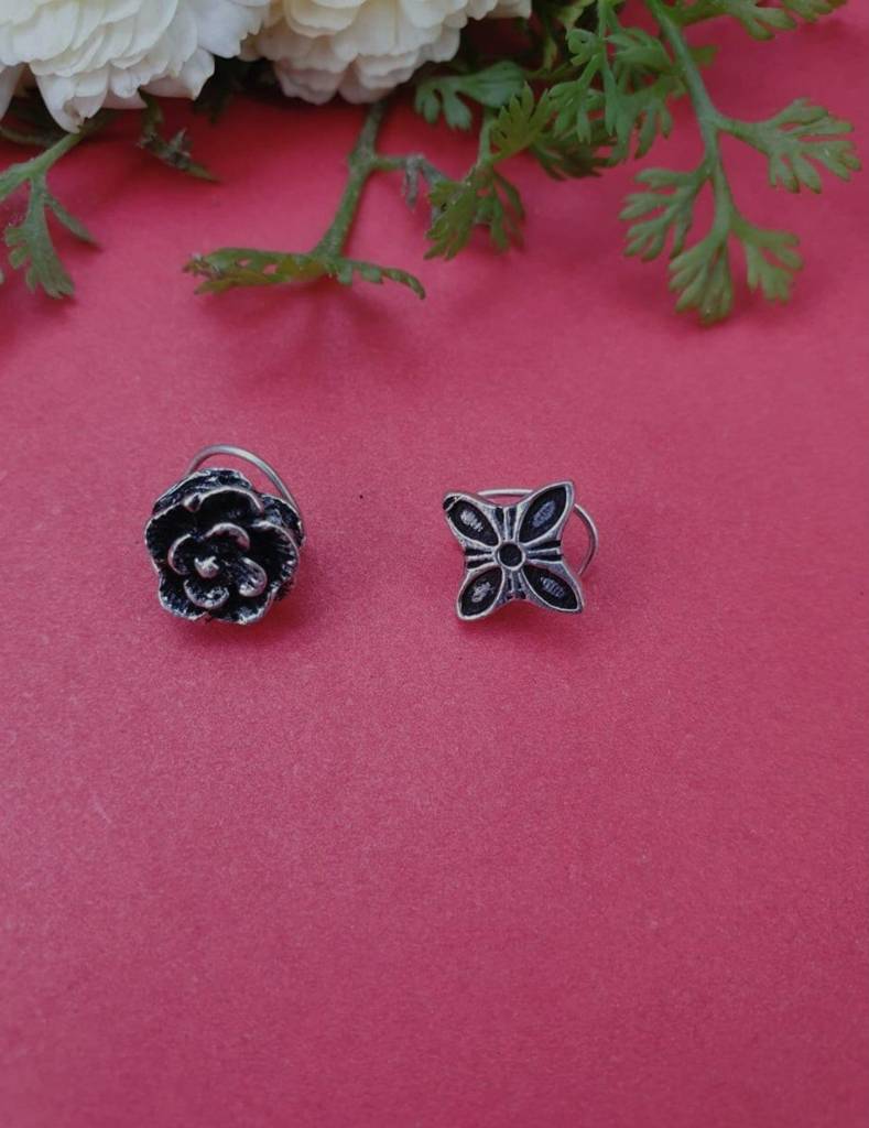 Firoza Oxidized Silver Toned Sadabahar Nosepins : OXYNPCOM416