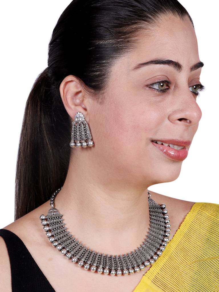 Starlit Symphony Necklace Set : OXYNS1552