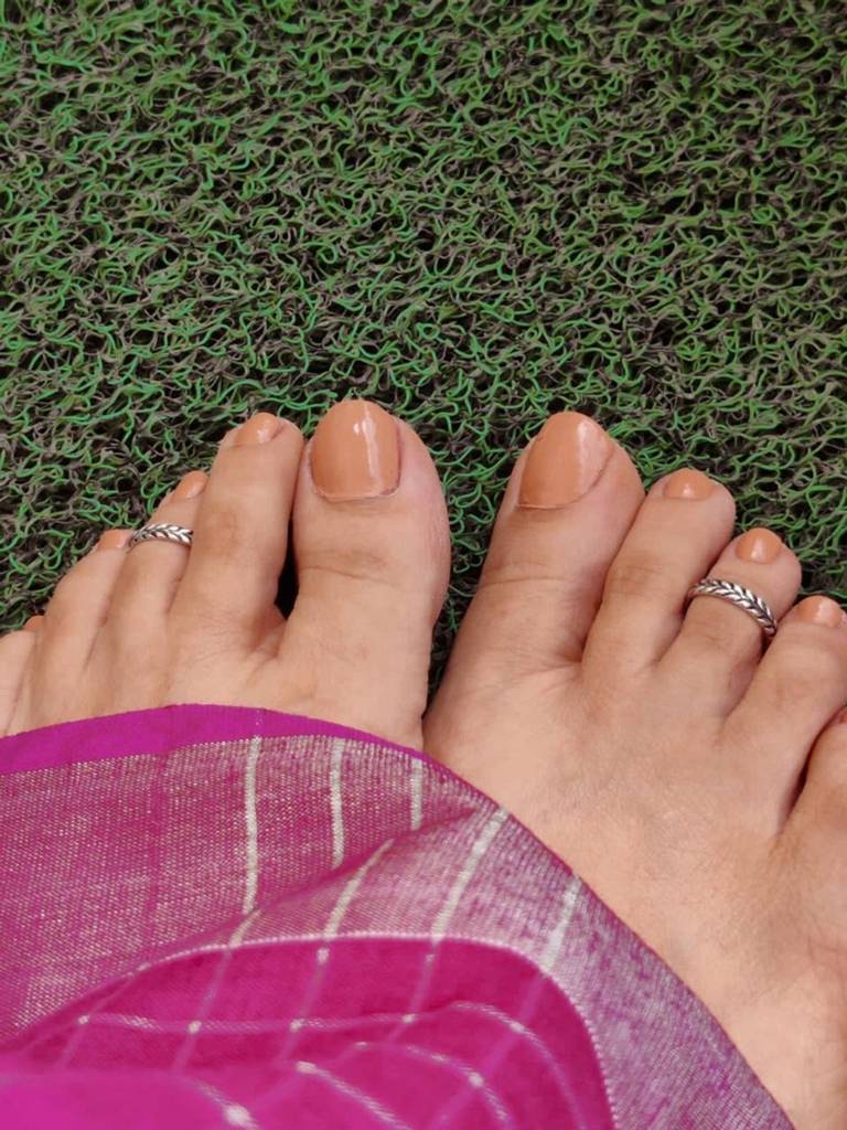 Firoza Oxidised Fish Bone Toe Ring Band Toe Ring : OXYTR322