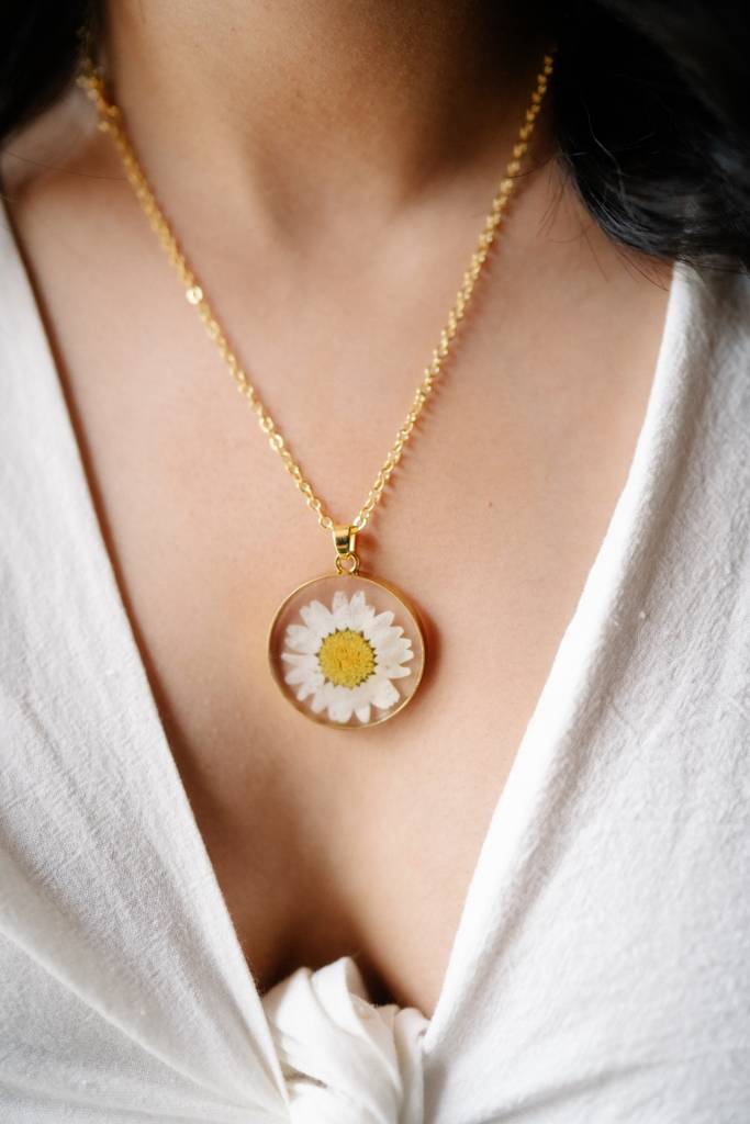 Ophelia- The Soulful Daisy : LA-FF-OP-SD-G-2