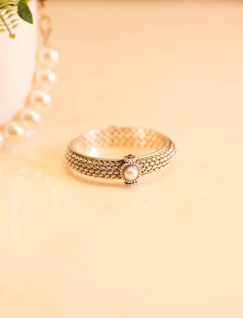 Aadhya Pearl Weave Classic Kada : KB044-2-2