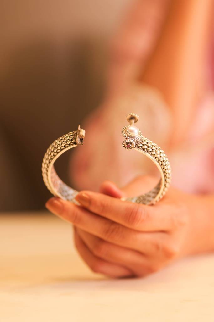 Aadhya Pearl Weave Classic Kada : KB044-2-2