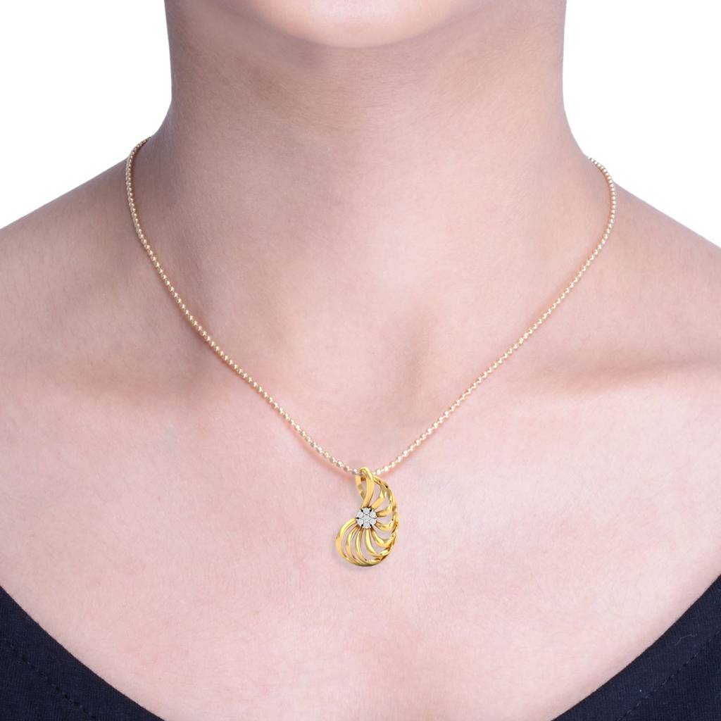 KuberBox 18K Yellow Gold Coco Winding Pendant