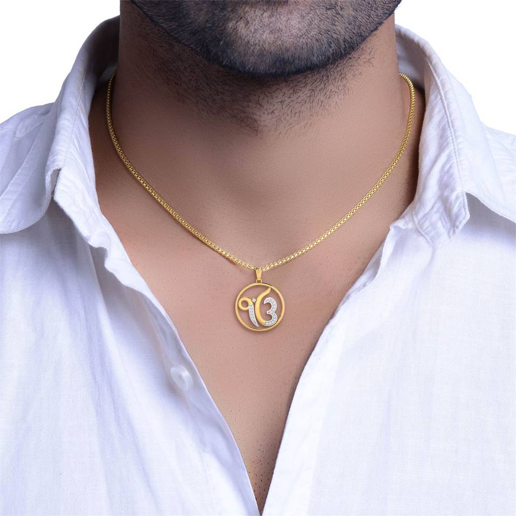 KuberBox 18K Yellow Gold Encircled Ik Onkar Pendant