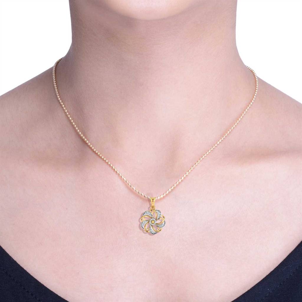 KuberBox 18K Yellow Gold Wriggle Pendant