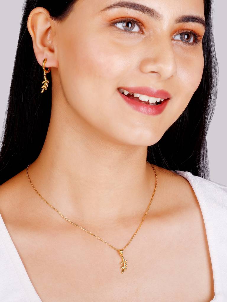 GIVA 925 Sterling Silver Golden Flowing Leaf Set of Two