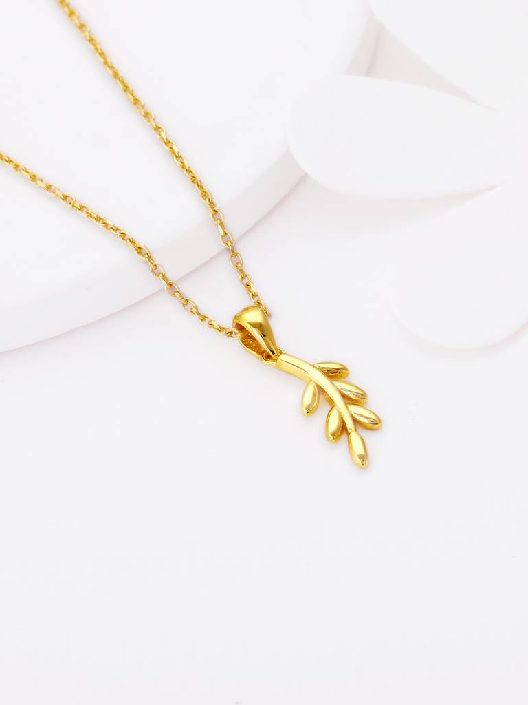 GIVA 925 Sterling Silver Golden Flowing Leaf Pendant with Link Chain