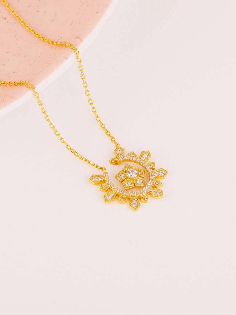 GIVA 925 Sterling Silver Golden Sparkling Royalty Necklace