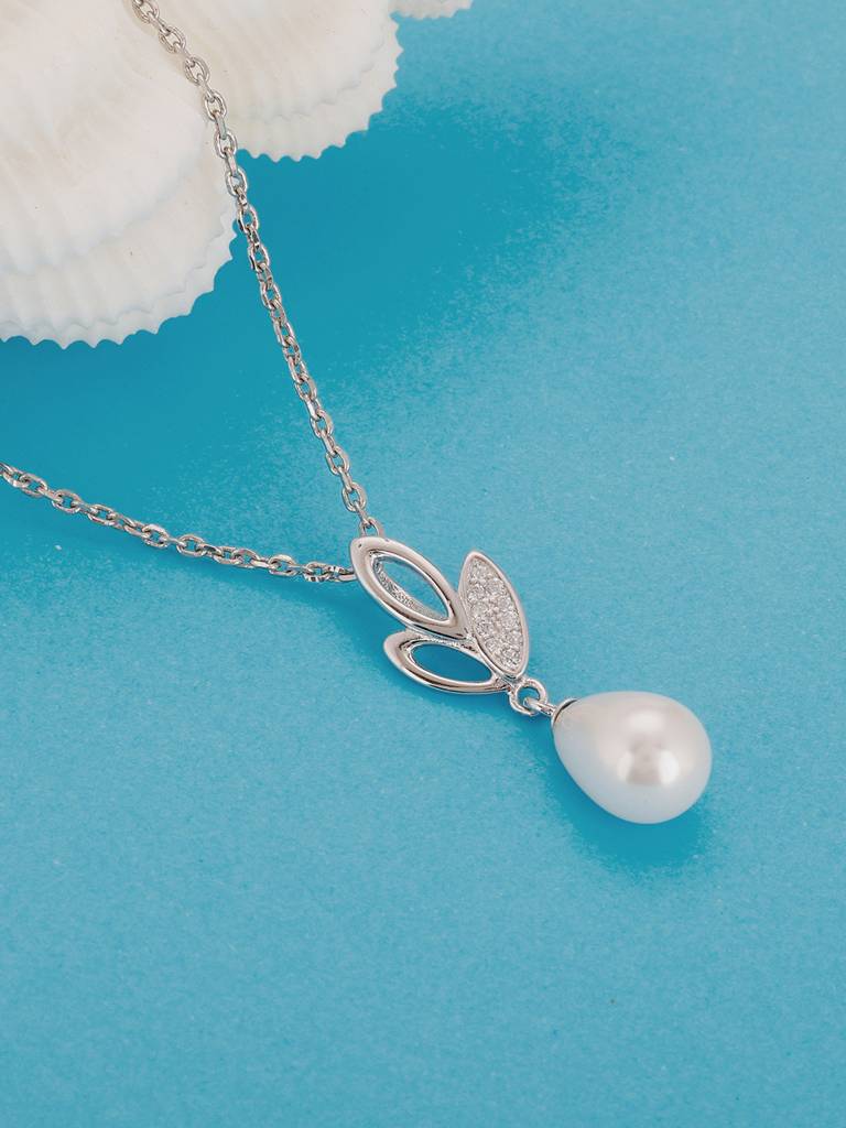 GIVA 925 Sterling Silver Leafy Pearl Pendant with Link Chain