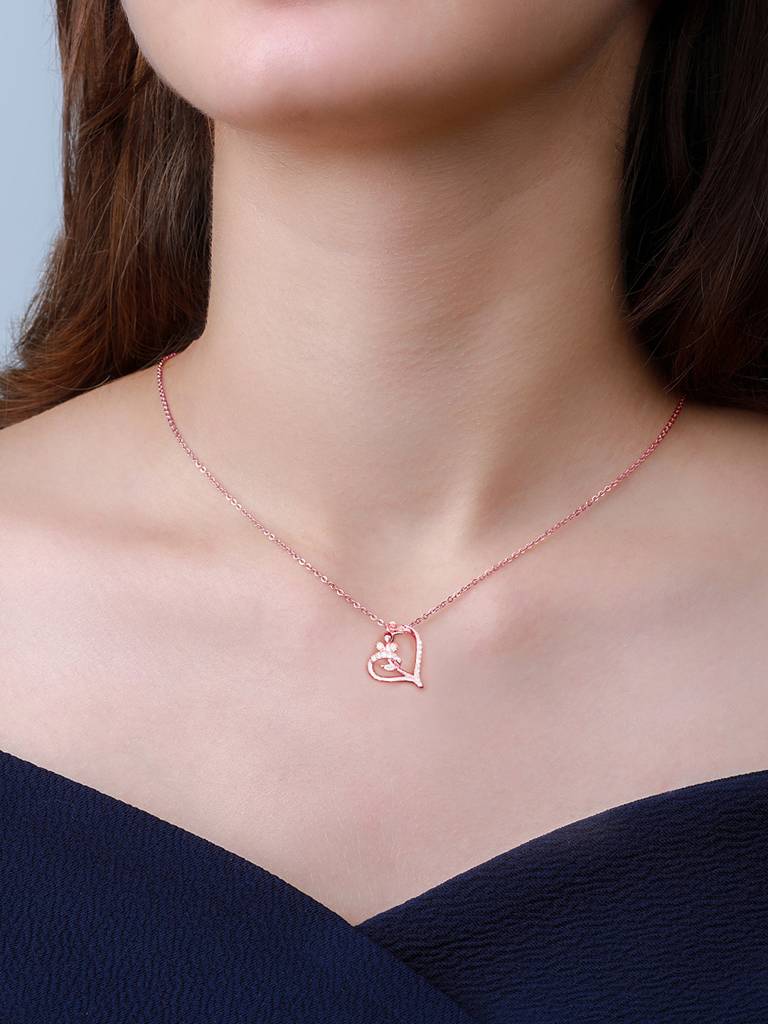 GIVA 925 Sterling Silver Rose Gold Rose In Heart Pendant with Link Chain