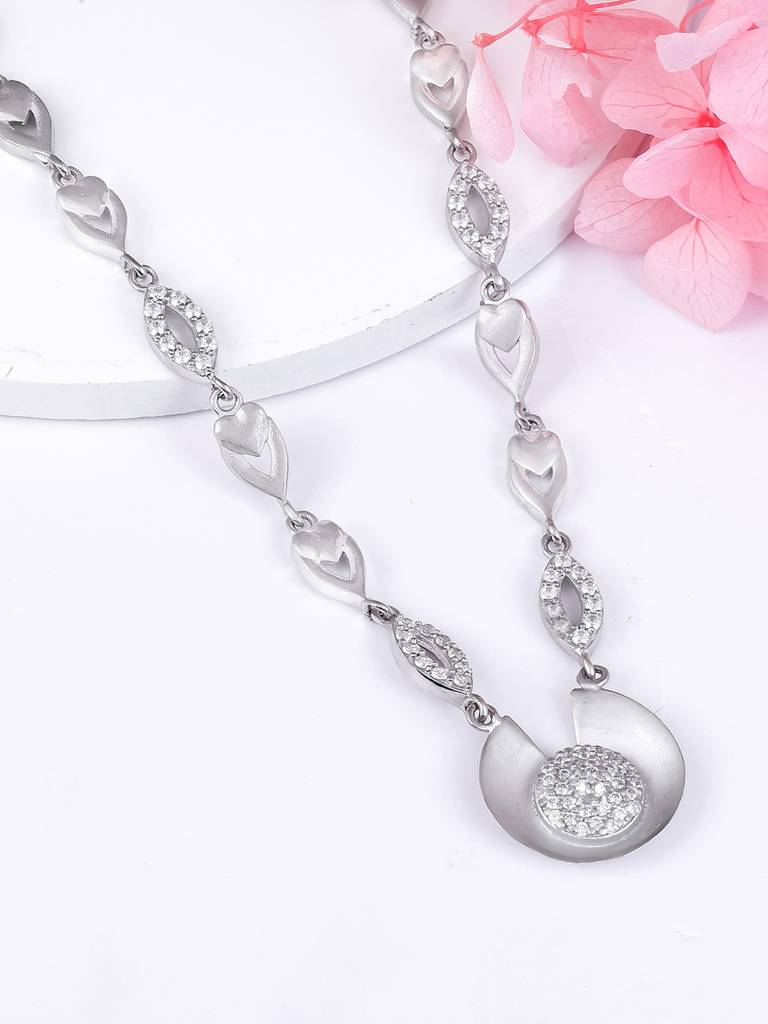 GIVA 925 Sterling Silver Shimmering Love Necklace