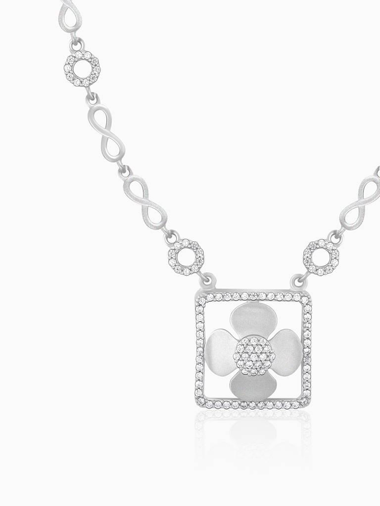 GIVA 925 Sterling Silver Lavish Love Floral Necklace