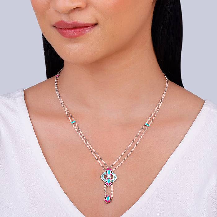 Oxidized Silver Quatrefoil Necklace : PD01884