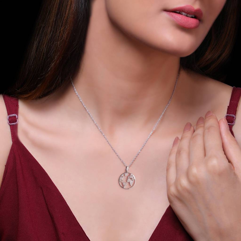 Silver Zircon World Pendant With Link Chain : PD0195