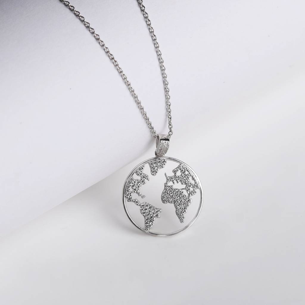 Silver Zircon World Pendant With Link Chain : PD0195