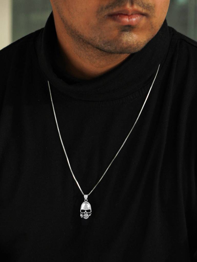 Giva 925 Oxidised Silver Classic Skull Pendant With Link Chain