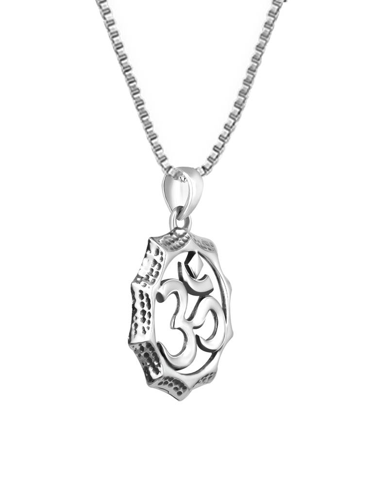 Giva 925 Oxidised Silver Graceful Om Pendant With Link Chain
