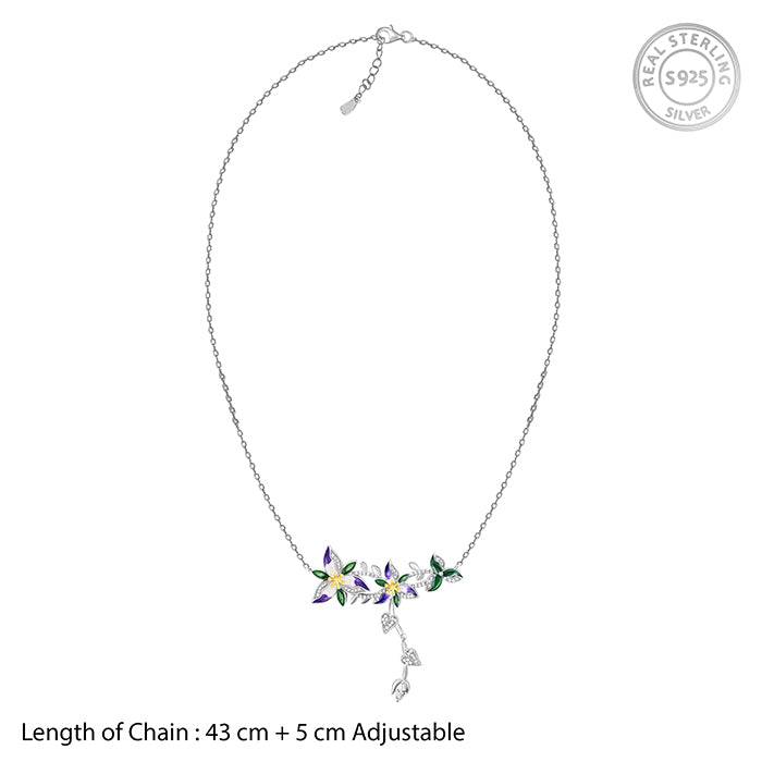 Giva 925 Silver Bhumi Silver Trillium Necklace : PD02271