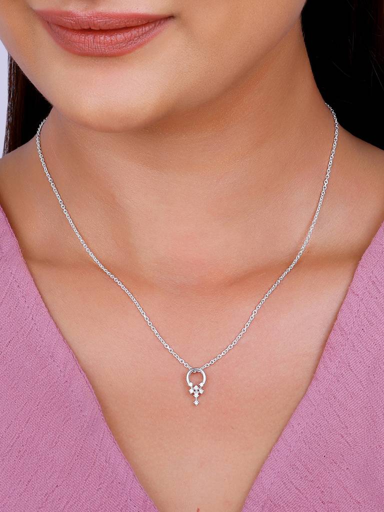 Silver Euphoria Pendant With Link Chain : PD02418