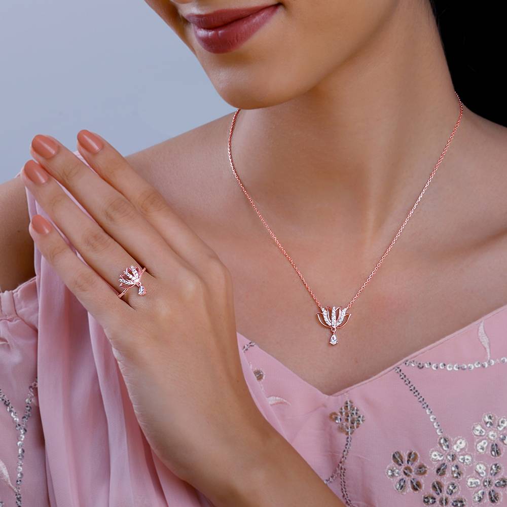 Giva 925 Silver Rose Gold Sushma Kamalam Set : PD02507R01810