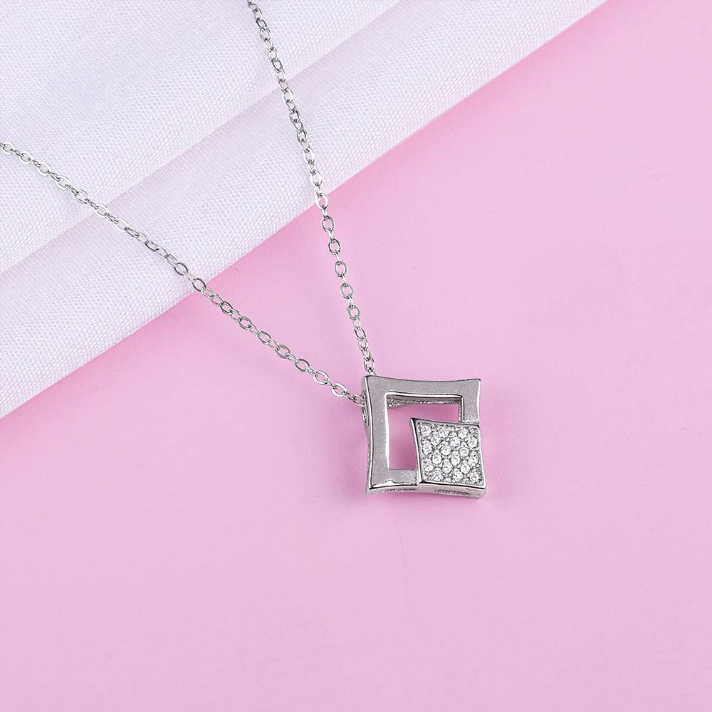 925 Silver Radiant Rhombus Pendant With Link Chain : PD02585
