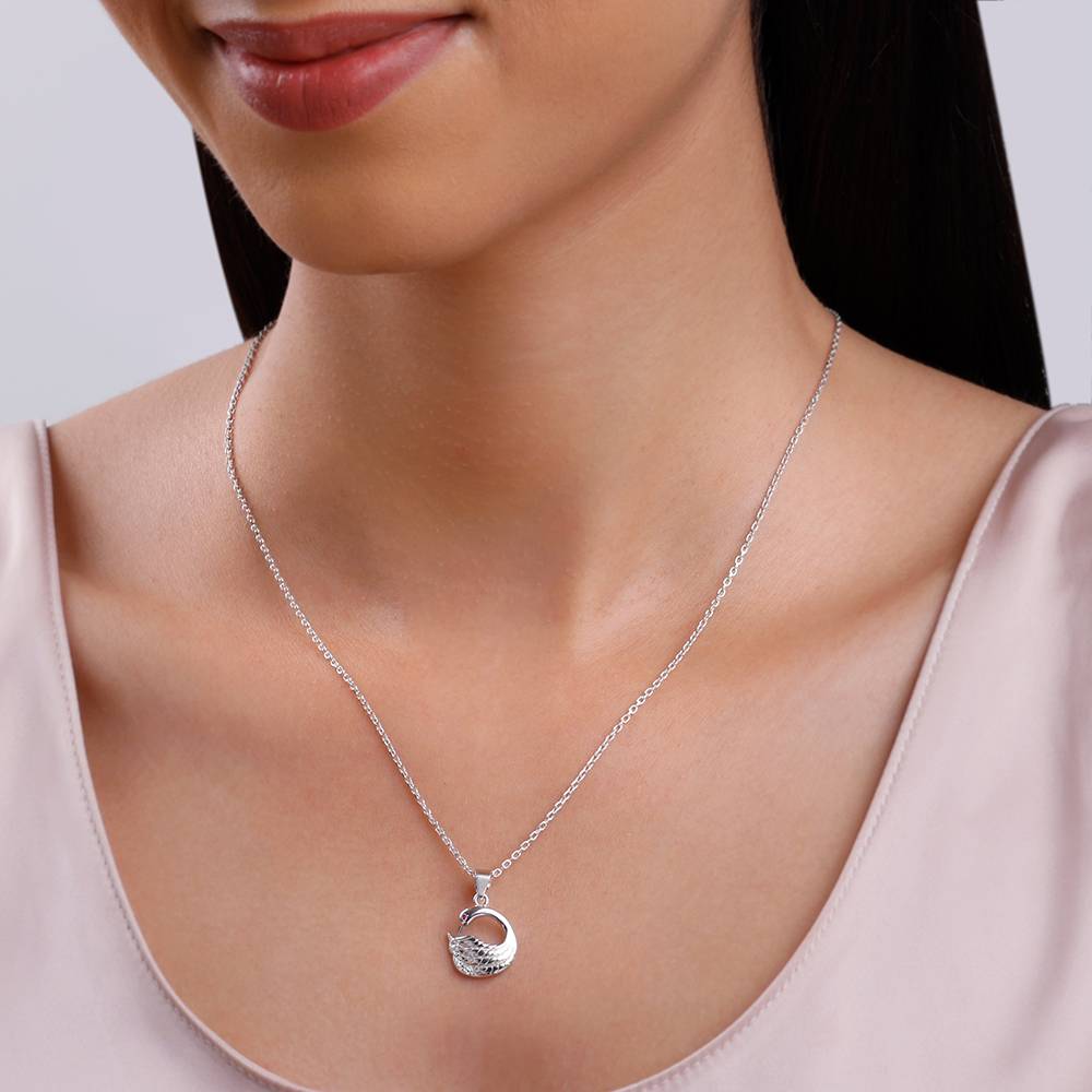 925 Silver Classy Swan Pendant With Link Chain : PD02588