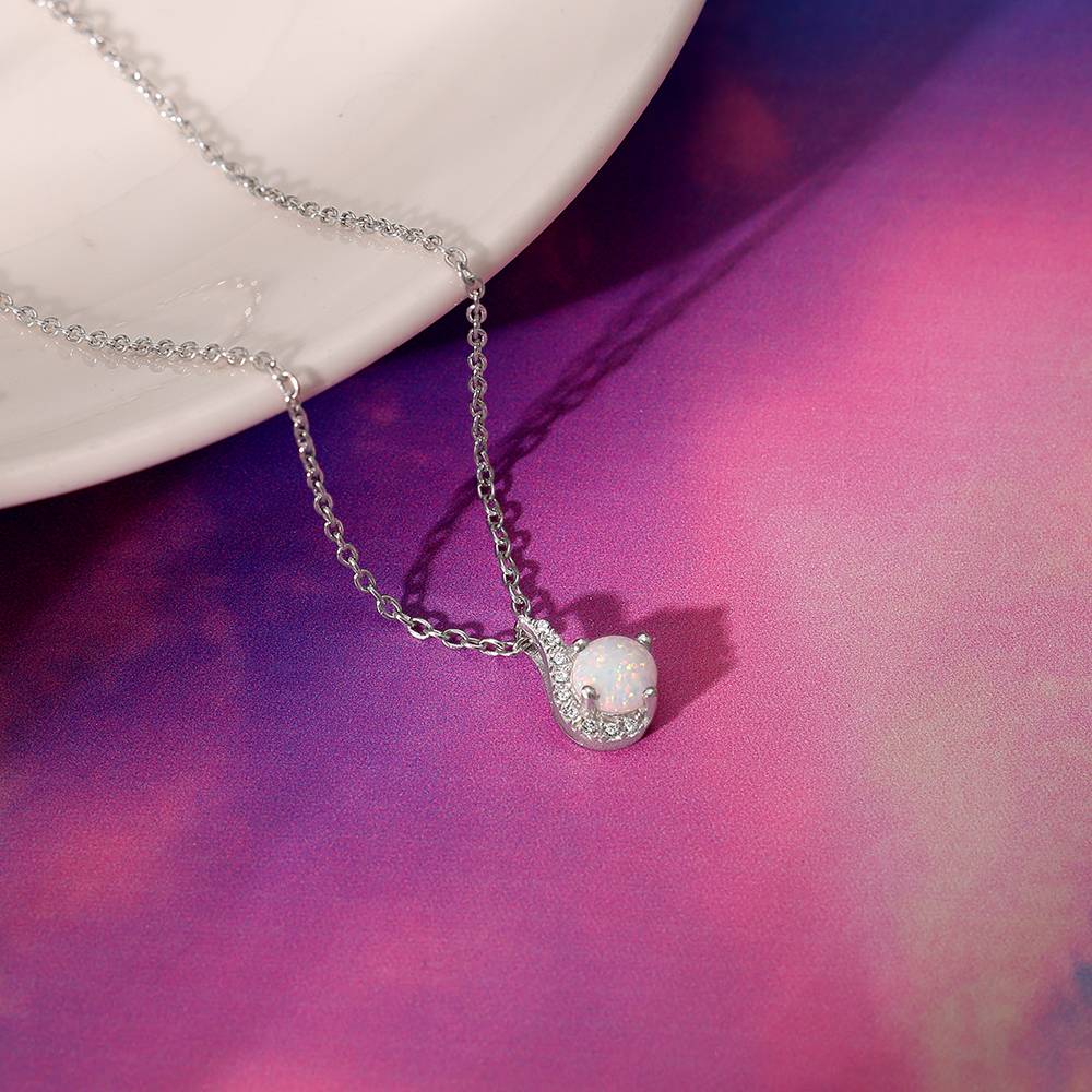 925 Silver Opal Classic Pendant With Link Chain : PD02630