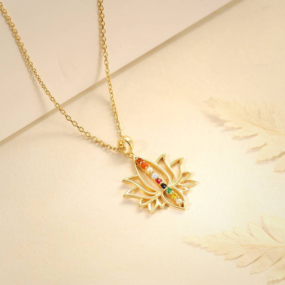 Giva 925 Silver Golden Navratna Kamal Pendant With Link Chain : PD02636