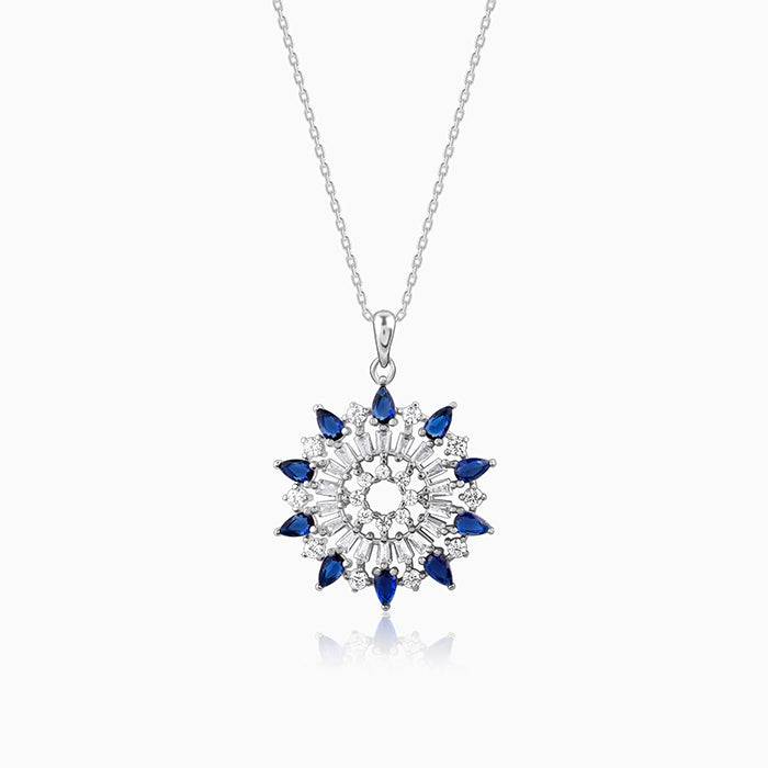 Silver Flourishing Pendant With Link Chain : PD02641