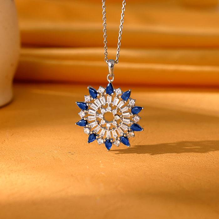 Silver Flourishing Pendant With Link Chain : PD02641