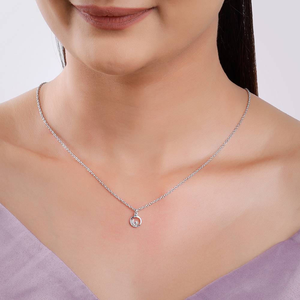 Silver Shining Moon Pendant With Link Chain : PD02708