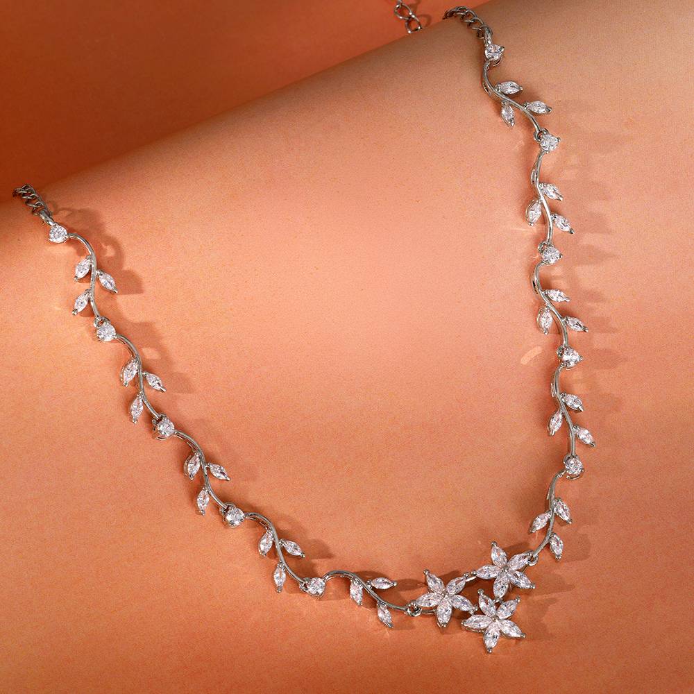 925 Silver Moonvine Magic Necklace : PD02822
