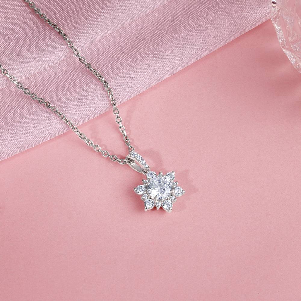 925 Silver Sunshine Pendant With Link Chain : PD02844