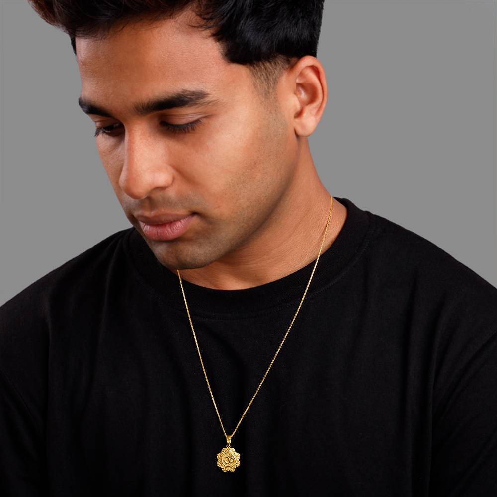 925 Silver Golden Unique Om Pendant With Link Chain : PD02870